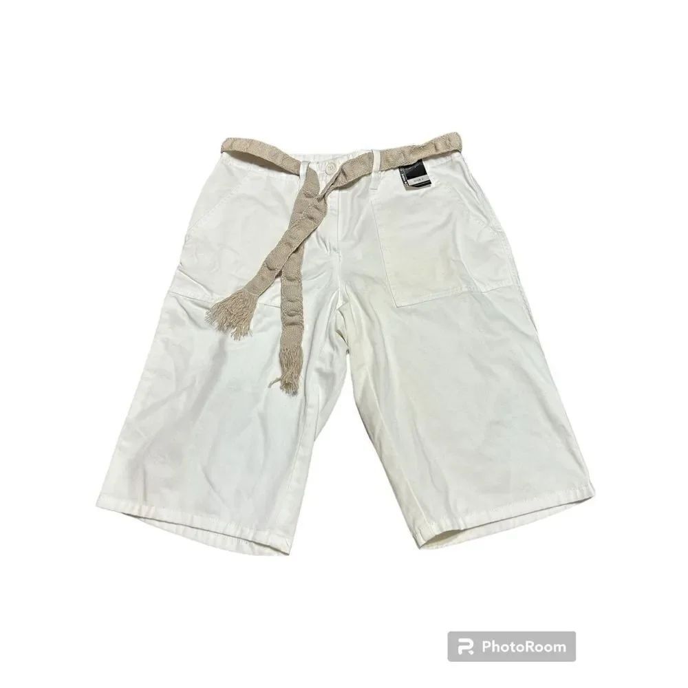 NWT New York & Company Women's Sailing Twill Pearl Pedal Pusher Shorts Size 2